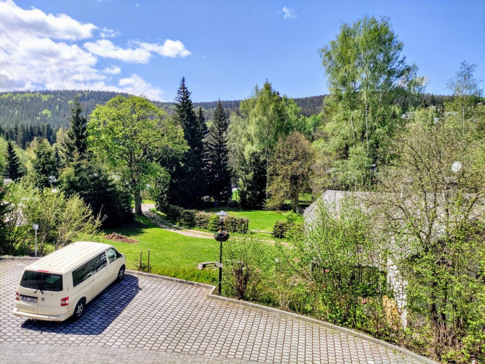 Tiche Anenske Apartmany S Hotelovym Servisem, S Kvalitni Bufetovou Snidani A S Exklusivnim Saunovym Wellness Grotta Spa - By Relax Harrachov Exterior foto